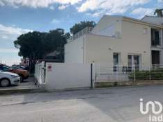 Foto Villa in vendita a Potenza Picena