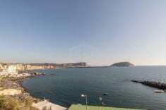 Foto Villa in vendita a Pozzuoli