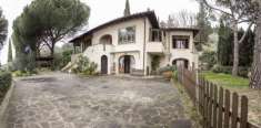 Foto Villa in vendita a Prato