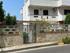 Foto Villa in vendita a Pulsano - 6 locali 150mq