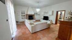 Foto Villa in vendita a Quarrata