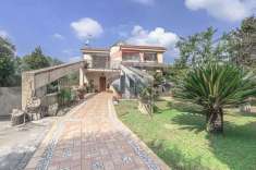 Foto Villa in vendita a Quarto - 6 locali 250mq