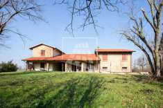 Foto Villa in vendita a Quattro Castella
