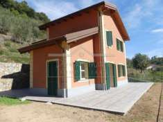 Foto Villa in vendita a Quiliano