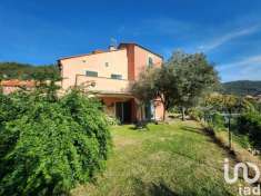 Foto Villa in vendita a Quiliano