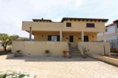 Foto Villa in vendita a Ragusa - 5 locali 250mq