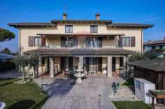 Foto Villa in vendita a Ravenna - 10 locali 300mq