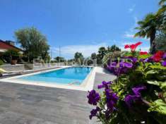 Foto Villa in vendita a Refrontolo