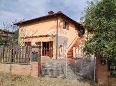 Foto Villa in vendita a Reggello