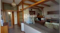 Foto Villa in vendita a Riccione - 8 locali 308mq