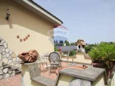 Foto Villa in vendita a Rignano Flaminio - 5 locali 180mq