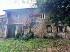 Foto Villa in vendita a Riparbella - 11 locali 425mq