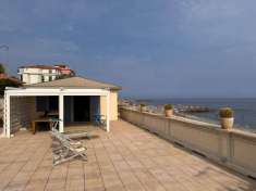 Foto Villa in vendita a Riva Ligure