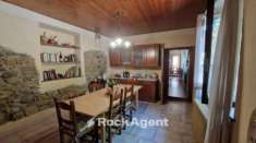 Foto Villa in vendita a Rivanazzano - 6 locali 199mq