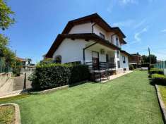 Foto Villa in vendita a Rivarolo Canavese