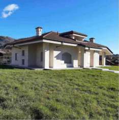 Foto Villa in vendita a Roccabruna - 1 locale 750mq