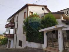 Foto Villa in vendita a Roggiano Gravina