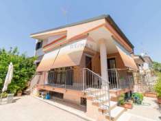 Foto Villa in vendita a Roma