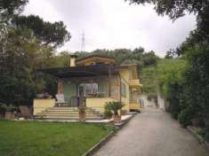 Foto Villa in vendita a Romagnano - Massa 300 mq  Rif: 1086432