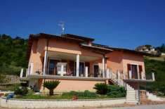 Foto Villa in vendita a Roseto Degli Abruzzi - 7 locali 470mq
