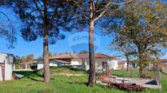 Foto Villa in vendita a Sabaudia - 6 locali 198mq