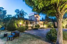 Foto Villa in vendita a Salsomaggiore Terme - 22 locali 572mq