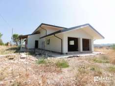 Foto Villa in vendita a Saludecio