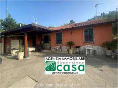 Foto Villa in Vendita a San Cataldo
