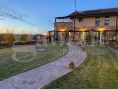 Foto Villa in vendita a San Giorgio Piacentino