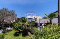 Foto Villa in vendita a San Giovanni La Punta