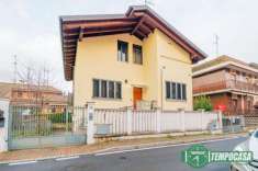 Foto Villa in vendita a San Giuliano Milanese