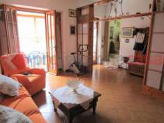 Foto Villa in vendita a San Giuliano Terme - 5 locali 165mq