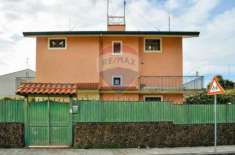 Foto Villa in vendita a San Gregorio Di Catania - 7 locali 220mq