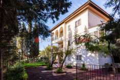 Foto Villa in vendita a San Gregorio Di Catania - 9 locali 265mq