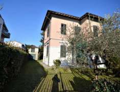Foto Villa in vendita a San Marco - Lucca 140 mq  Rif: 1104202