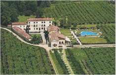 Foto Villa in Vendita a San Pietro in Cariano