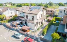 Foto Villa in vendita a San Pietro In Casale