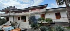 Foto Villa in vendita a San Salvatore Telesino - 23 locali 738mq
