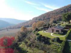 Foto Villa in vendita a San Venanzo - 5 locali 195mq