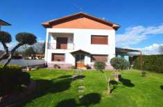 Foto Villa in vendita a San Vito - Lucca 240 mq  Rif: 1253741