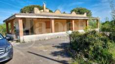 Foto Villa in vendita a San Vito Dei Normanni - 5 locali 156mq