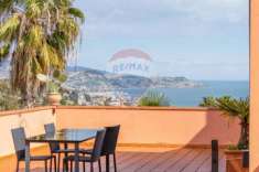 Foto Villa in vendita a Sanremo - 12 locali 350mq