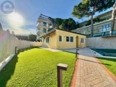 Foto Villa in vendita a Sanremo