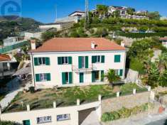 Foto Villa in vendita a Sanremo