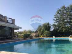 Foto Villa in vendita a Sant'Agata Li Battiati