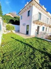 Foto Villa in vendita a Sant'Alfio