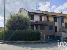 Foto Villa in vendita a Sant'Angelo Lodigiano