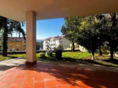 Foto Villa in vendita a Sant'Omero - 297mq