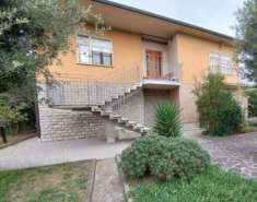 Foto Villa in vendita a Santa Lucia - Pontedera 280 mq  Rif: 1287317