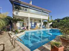 Foto Villa in vendita a Santa Marinella - 12 locali 620mq